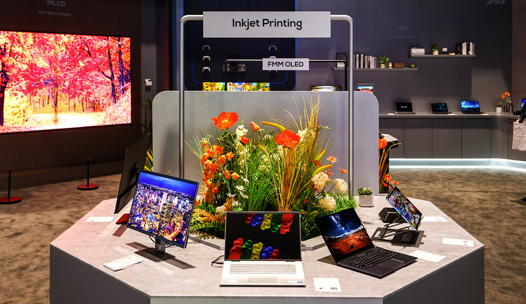 TCL CSOT Showcases Industry-First IJP OL